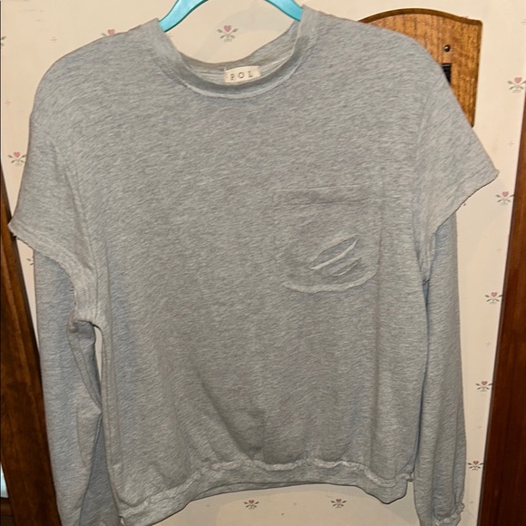 POL Tops - POL Heather Gray Casual Sweatshirt with 🇺🇸 American flag